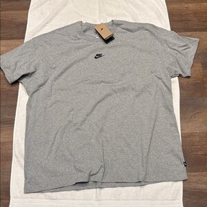 Nike Heather Gray Tee with Logo